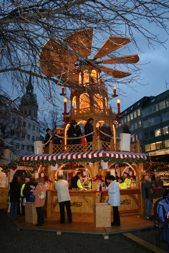 Julepyramiden på Rindermarkt, München.